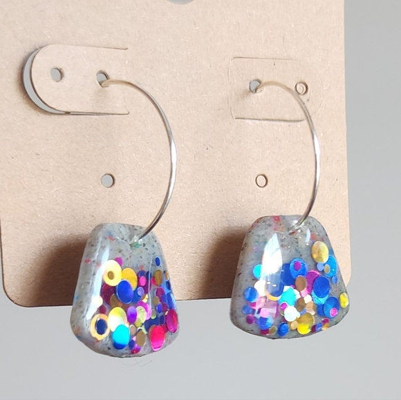 Glitter Clay Hoop Earrings - Picture 4 of 6